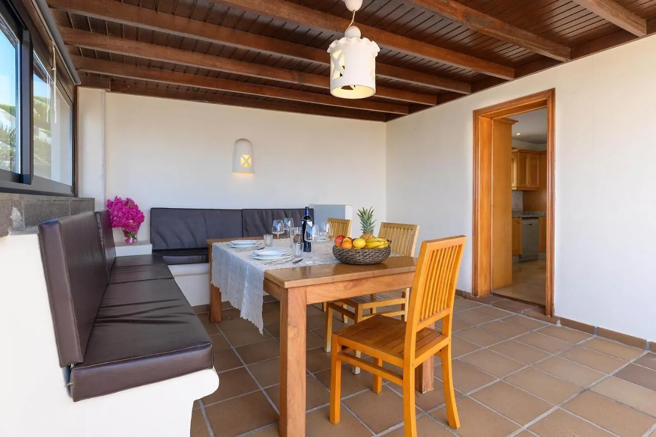 Villa Esterlicia Playa Blanca